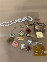 LOT OF ASST BROACHES PINS AND COSTUME JEWELRY