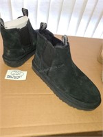 Sz 11 - Men's Uggs Boots - Appear New