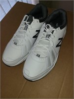 Sz 10.5 - Men's New Balance 519 Running Shoes NEW