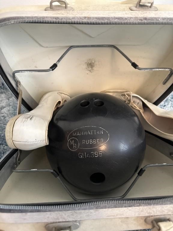 Manhattan bowling ball