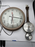 Wall clock & barometer