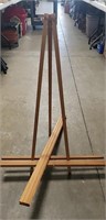 (1) Wooden Artist Easel (5' Tall)