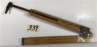 Staney 36 1/2" Boxwood and Brass Folding Ruler