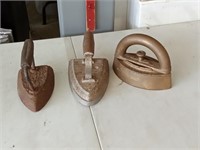 3 antique sad irons