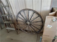 antique wood spoke buggy wheel