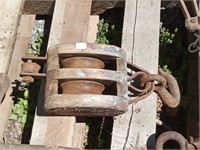 wood & metal pulley