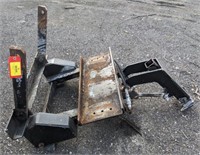 Machinery Hitch Attachment 61"x42"x35"