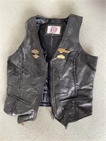 Harley Davidson women’s medium leather vest