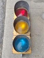 Vtg. Traffic Light Signal (43" Tall)