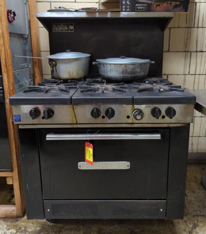South Bend (Model 300d Commercial Gas Stove w/ 6