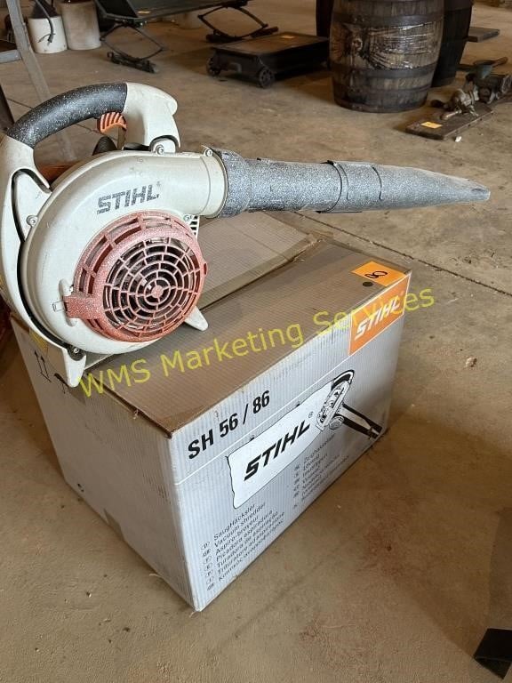 Stihl HS86C Gas Powered Leaf Blower / Vac