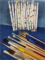 Art Bundle - Paint Brushes - Colored Pencils