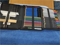 Artownlar Professional Art Kit - Colored Pencils