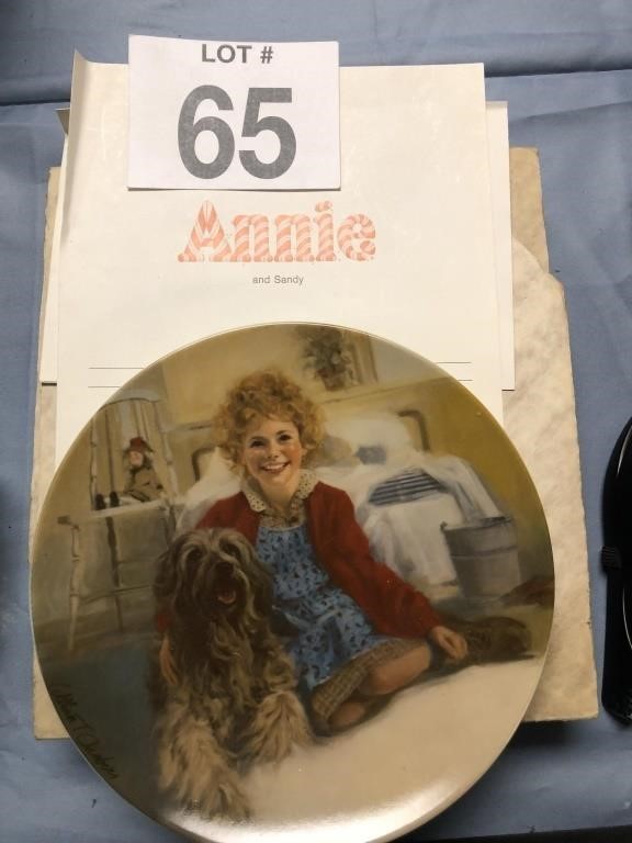 Annie Collector's Plate