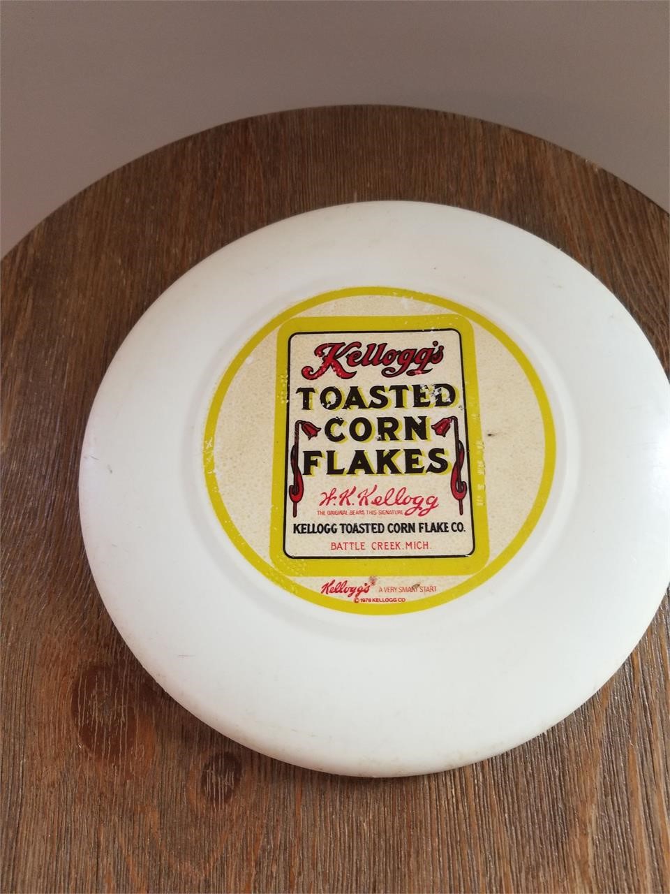 VINTAGE 1978 Kellogg's Toasted Corn Flakes Frisbee