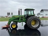 1989 John Deere 4455 Tractor