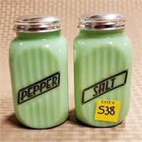 Jadeite Glass Ribbed Retro Diner Salt & Pepper