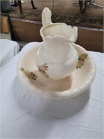 Porcelain wash basin pitcher