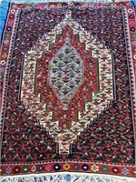 Hand Knotted Kilm Rug 4x5.6 ft