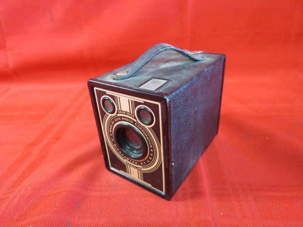 Vintage AGFA Ansco camera.