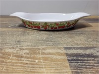 Oval Strawberry Cassrole Dish
