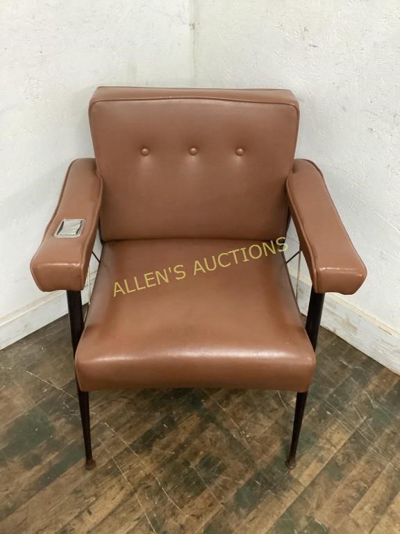 RETRO CHAIR WITH ASH TRAY IN ARM