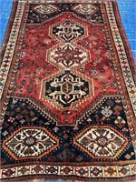 Hand Knotted Persian Quasghaie Rug 5.5x8.8 ft