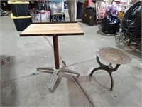 2 Table/Stands