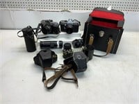 2 PETRI CAMERAS WITH  3 LENS AND CASE