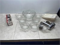 7pc salad bowl set, meat grinder attachments,