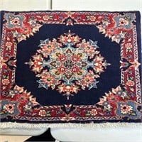 Hand Knotted Persian Sarouk Rug 1.8x1.8 ft    #477