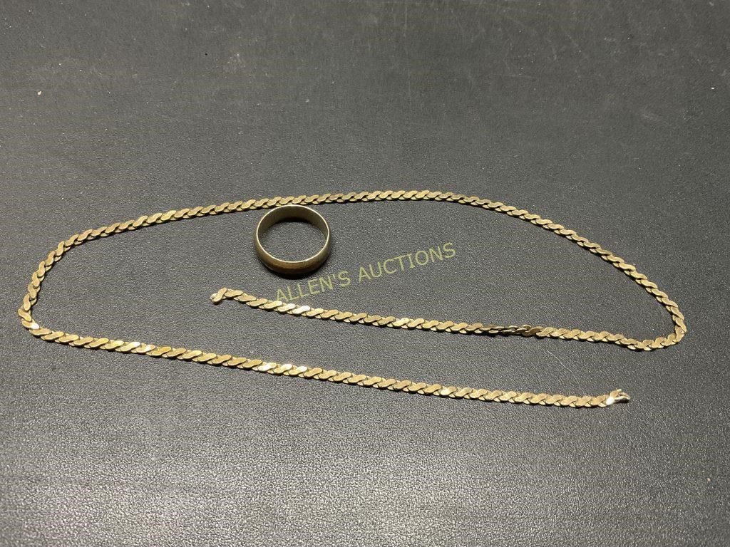10 KT GOLD CHAIN AND RING