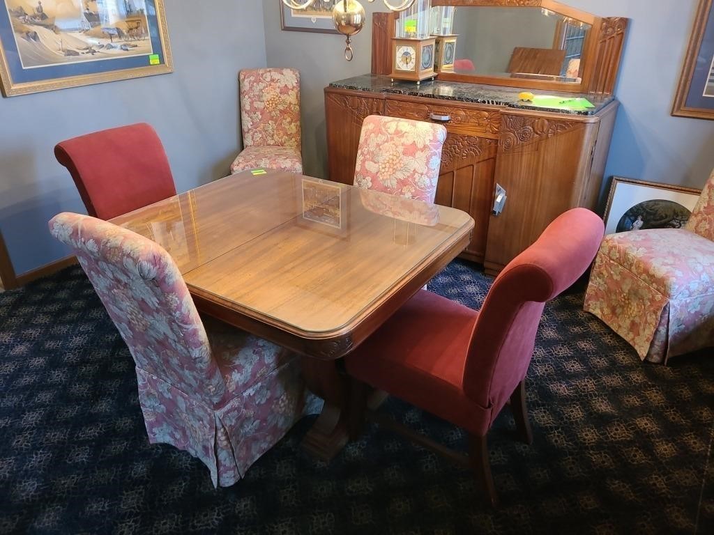 Dining Table with Leaf & (6) Chairs