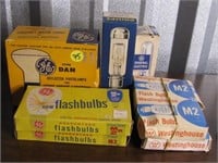 Lot Of Misc Vintage Flashbulbs