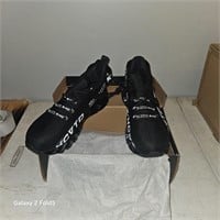 Steel Toe Shoes 10.5 Women/8.5 Men Black