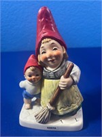 Goebel Co-Boy Gnome Greta Happy Housewife