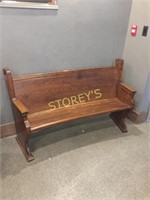 Oak Curved Waiting Bench - 60 x 22 x 37