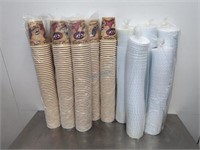 LOT OF TAKEOUT CUPS(X8) & LIDS(X5)