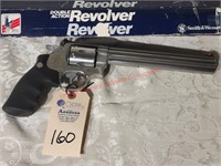 S&W Model 629 classic 44 Mag. Stainless