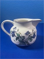 Villeroy & Boch Teapot (missing lid)