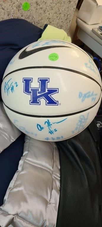 2014-15 Team Autographed Uk Basketball