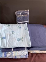 Vintage bed sheets Blue flowers