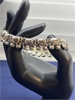 Silver tone stretch bracelet