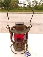 Dietz Vesta P&LERR New York Red Globe Lantern
