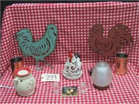 Lot of Assorted Rooster Themed Home Decor