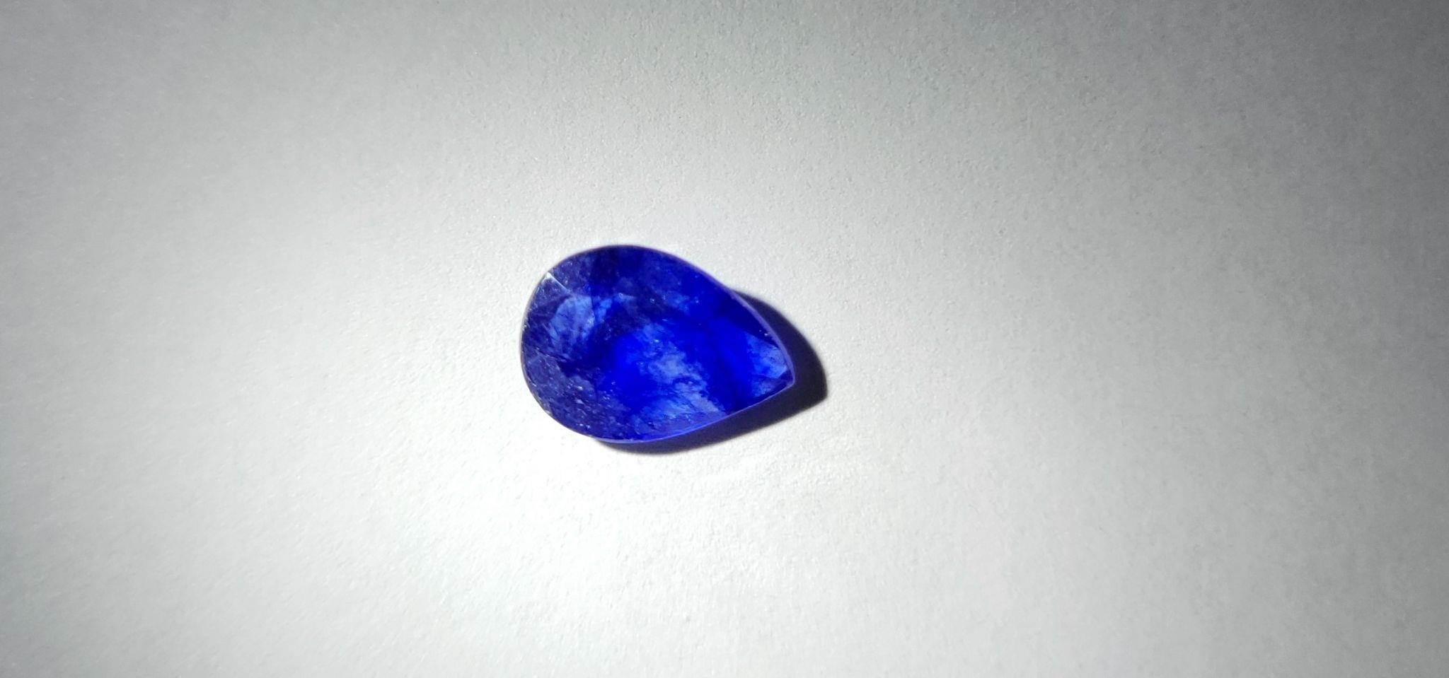 2.80 Carat Natural Sapphire AA Quality