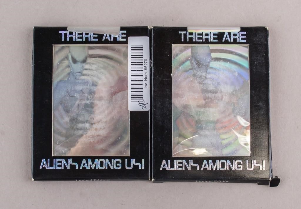 Fantasma Outsiders Report Holographic Alien Cards