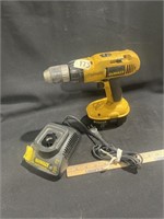 Dewalt drill with battery/charger