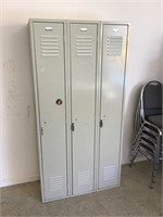 3 unit locker. 1 missing lock