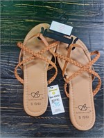 Tan sandals 5/6